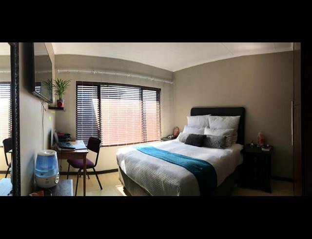 1 BEDROOM PROPERTY TO RENT IN SOLHEIM